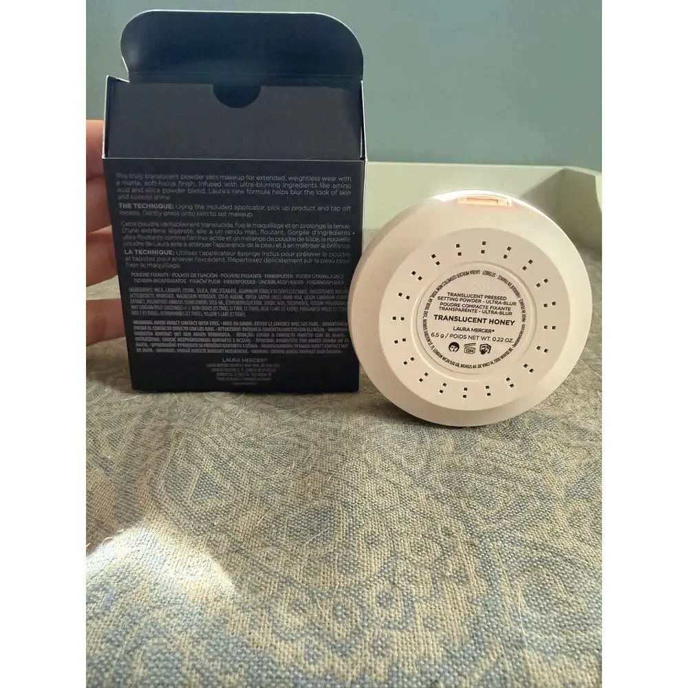Laura Mericer Translucent Honey Pressed Setting Powder